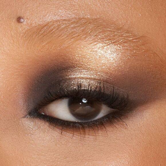 HUDA Beauty Empowered Eyeshadow Palette - Picture 10 of 16